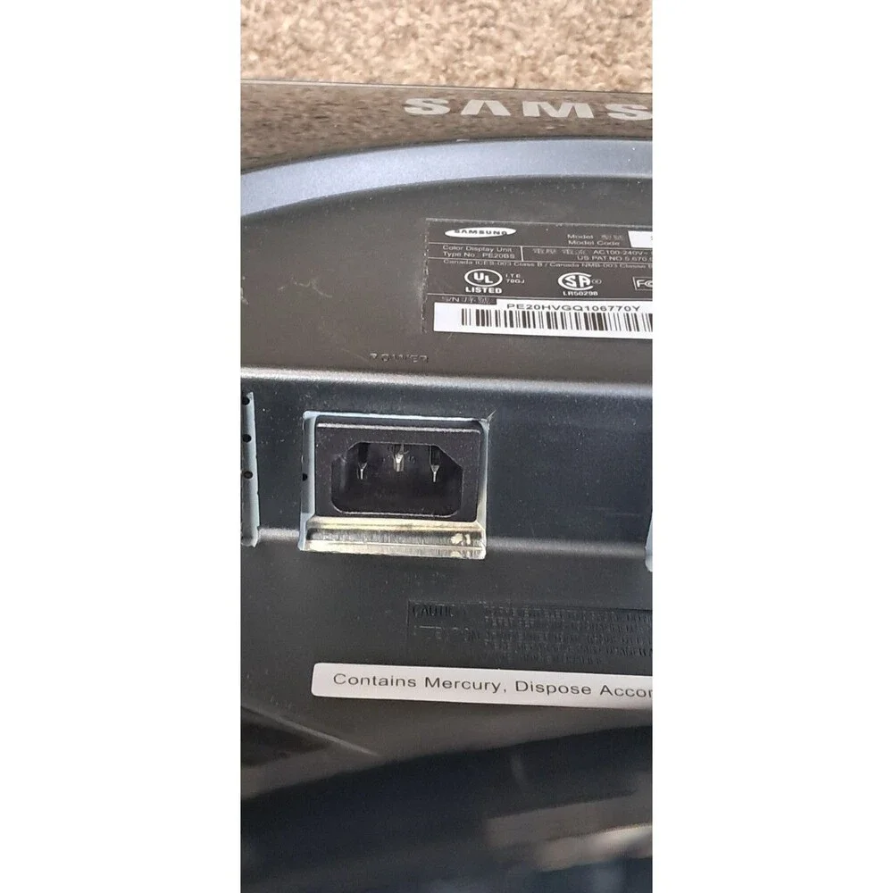 Samsung SyncMaster LCD Monitor 2032NW  20